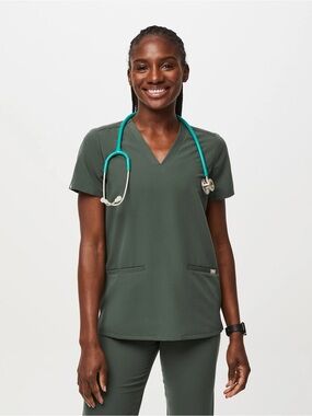 FIGS Casma Scrub Top - Light Moss - XXL